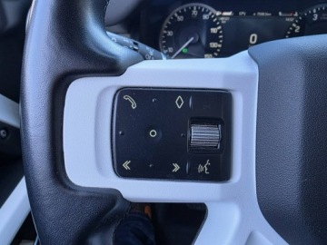 Land Rover Defender IV (L663) 90 2.0 i4P 300KM 2023 Land Rover Defender 2.0 Turbo 300 KM, 4x4,, zdjęcie 11