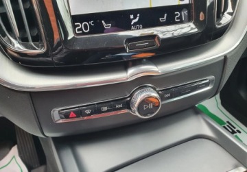 Volvo XC60 II 2021 Volvo XC 60 Hybryda Bezwypadkowe Serwis GetHelp 2.0 Benzyna 197KM, zdjęcie 21