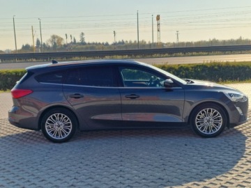 Ford Focus III Kombi Facelifting 1.0 EcoBoost 125KM 2018 Ford Focus 1.0 125Ps Matrixsy Navi Kombi 109tys km Gwarancja Benzyna 125KM, zdjęcie 37