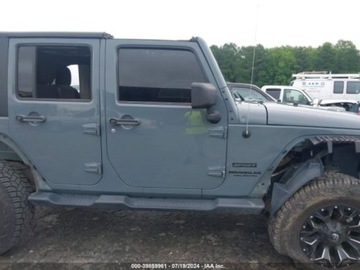 Jeep Wrangler III Unlimited Facelifting 3.6 V6 286KM 2015 Jeep Wrangler 2015 Jeep Wrangler Unlimited 4WD 4dr Sport 3.6 Benzyna 285KM, zdjęcie 12