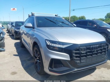 Audi Q8 2021 Audi Q8 Premium Plus, 2021r., 4x4, 3.0L 3.0 Benzyna 335KM
