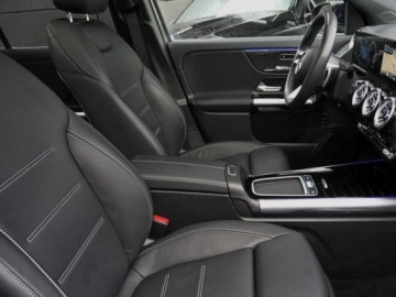 Mercedes GLA II Off-roader Facelifting 1.3 200 163KM 2026 MERCEDES-BENZ GLA 200 AMG Line Suv 1.3 (163KM) 2026, zdjęcie 8