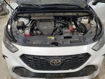 Toyota Highlander III 2023 Toyota Highlander 2023, 2.4L, 4x4, L, po gradobiciu 2.4 Benzyna 265KM, zdjęcie 11