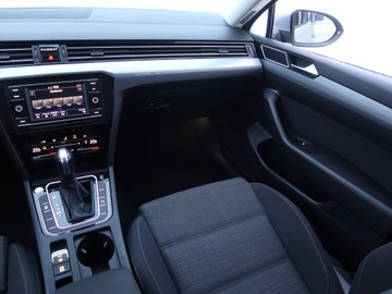 Volkswagen Passat B8 Variant Facelifting 1.5 TSI EVO 150KM 2021 VW Passat 1.5 TSI, Salon Polska, 1. Właściciel, zdjęcie 7
