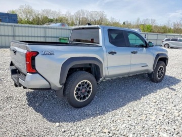 Toyota Tacoma II 2024 Toyota Tacoma Trd Off-Road 2024 2.4 Benzyna 278KM, zdjęcie 3