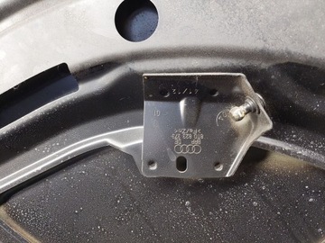 AUDI A4 ALLROAD 2013 Z PŘEDNÍ KRYT / KAPOTA MOTORU