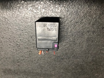 KOSTKA WTYCZKA ZŁĄCZE AUDI A7 4G8 4F0937741
