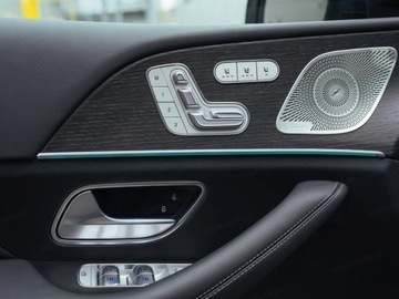 Mercedes GLE V167 SUV Facelifting 3.0 450d 367KM 2025 MERCEDES-BENZ GLE 450 d 4-Matic AMG Line 3.0 (367KM) 2025, zdjęcie 9