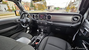Jeep Wrangler IV Sport 4d Seria 5  2.0 GME Turbo  272KM 2021 Jeep Wrangler Jeep Wrangler Willys 2.0T 4x4 Kamera Zadbany 2.0 272KM, zdjęcie 16