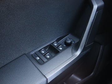 Seat Arona Crossover 1.0 EcoTSI 95KM 2021 Seat Arona 1.0 TSI, Salon Polska, Serwis ASO, zdjęcie 16