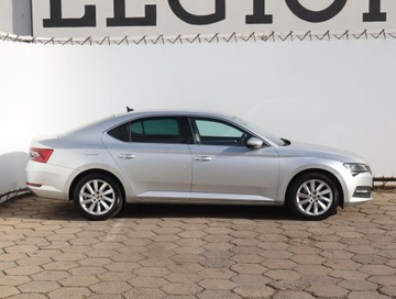 Skoda Superb III Liftback Facelifting 1.5 TSI 150KM 2019 Skoda Superb 1.5 TSI, Salon Polska, Klima, zdjęcie 5