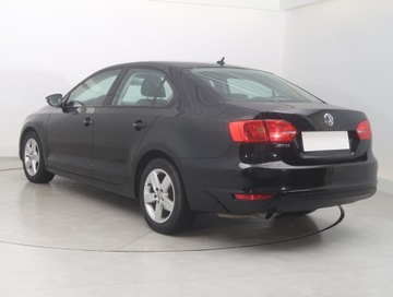 Volkswagen Jetta VI Sedan 1.2 TSI 105KM 2012 VW Jetta 1.2 TSI, Salon Polska, Serwis ASO, Klima, zdjęcie 3