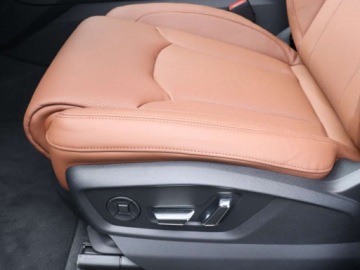 Audi Q7 II 2026 AUDI Q7 55 TFSI e quattro S Line Suv 3.0 (394KM) 2026, zdjęcie 5