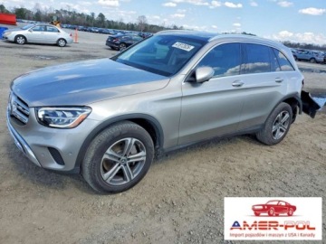 Mercedes GLB 2022 Mercedes-Benz GLB 2022r., 300, 2L, od ubezpieczalni 2.0 Benzyna 259KM