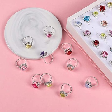 Набор УКРАШЕНИЙ ДЛЯ ДЕВОЧКИ: 36 КОЛЬЦЕВ