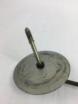 БОЛТ КРЕПЛЕНИЯ ЗАПАСНОГО КОЛЕСА MERCEDES W124 COMBI S124