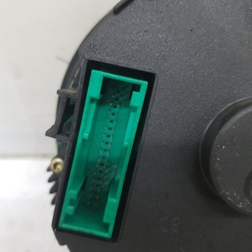 BUDÍKY PŘÍSTROJOVÁ DESKA VOLKSWAGEN GOLF 4 1J5920826C