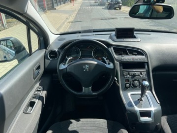 Peugeot 5008 I Minivan 1.6 HDi FAP 110KM 2011 Peugeot 5008 AUTOMAT NAWIGACJA KLIMATYZACJA PARKTRONIC TEMPOMAT PANORAMA D, zdjęcie 9