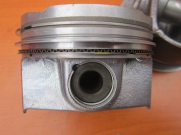 VW AUDI SEAT SKODA 1.4 TSI TFSI ПОРШЕНЬ НОВЫЙ 7490A 74.44 1304EFA НОВЫЙ оригинал