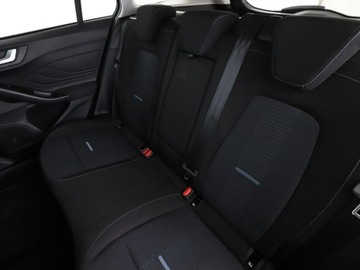 Ford Focus IV Kombi Facelifting 1.0 EcoBoost MHEV 155KM 2022 Ford Focus automat mHEV full LED virtual cocpit, zdjęcie 16