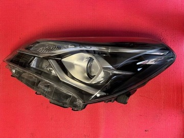 TOYOTA YARIS III 3 LIFT L LAMPA PRZÓD REFLEKTOR OE
