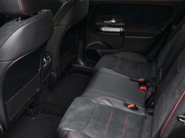 Mercedes GLB SUV 2.0 220d 190KM 2025 MERCEDES-BENZ GLB 220 d 4-Matic AMG Line 2.0 (190KM) 2025, zdjęcie 15