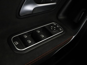 Mercedes CLA C118/X118 Shooting Brake 2.0 220d 190KM 2020 Mercedes CLA 220 FV23% AMG-Line Historia serwisowa, zdjęcie 36