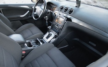 Ford Galaxy III Van Facelifting 2.0 Duratorq TDCi DPF 163KM 2012 Ford Galaxy 2,0 TDCI 163 KM BI-Xenon Klimatronik 7 Osobowy 2.0 Diesel 163KM, zdjęcie 18