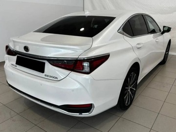 Lexus ES VII (XV70) Sedan Facelifting 300h 218KM 2025 Od ręki - 300h Business Edition 2.5 E-CVT 218KM | Podgrzewane fotele!, zdjęcie 3