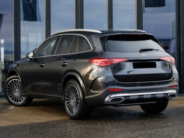 Mercedes GLC C254/X254 Coupe 2.0 300 258KM 2025 MERCEDES-BENZ GLC 300 4-Matic AMG Line 2.0 (258KM) 2025, zdjęcie 2