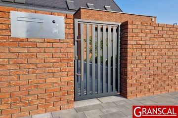 Современный вертикальный алюминиевый забор