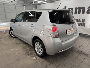 Toyota Verso Minivan 1.8 Valvematic 147KM 2010 Toyota Verso duze rodzinne 7osobowe przestronne auto w benzynie i automac, zdjęcie 12