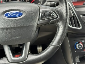 Ford Focus III ST Kombi 2.0 TDCi 185KM 2015 Ford Focus Półskóra, Navi, Grzane fotele, LED,, zdjęcie 19
