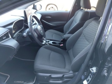 Toyota Corolla XII Sedan Facelifting 1.8 Hybrid 140KM 2023 Toyota Corolla 1.8 Hybrid Style Seria E21 (2019-), zdjęcie 14