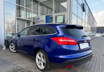 Ford Focus III Kombi Facelifting 1.5 EcoBoost 182KM 2016 Ford Focus Ford Focus 1.5 EcoBoost Start-Stopp-System TITANIUM 1.5 Benzyna, zdjęcie 2