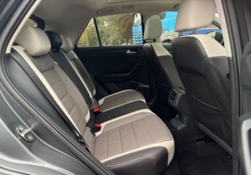 Volkswagen T-Roc I SUV 1.5 TSI ACT 150KM 2019 Volkswagen T-Roc 1,5 Sport Panorama Full Led Skora Alu18 Virtual Navi Blis, zdjęcie 26