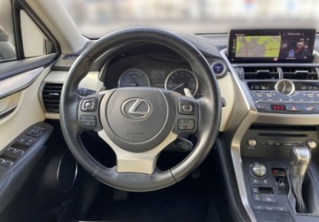 Lexus NX I SUV Facelifting 300h 197KM 2021 Lexus NX 300h F Impression AWD ASO Salon PL Lexus Leszno 2.5 Hybryda, zdjęcie 13