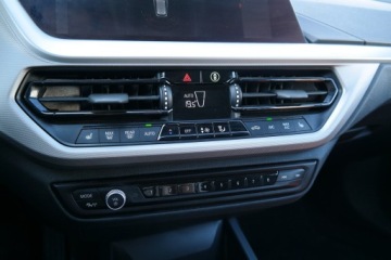 BMW Seria 1 F70 2024 BMW 118 BMW 118i LED PDC Podgrzewane Fotele BSI, zdjęcie 23