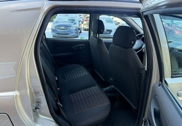 Fiat Punto II Hatchback 1.2 i 60KM 2009 Fiat Punto 1,2 60KM Klimatyzacja 1.2 Benzyna 60KM, zdjęcie 21