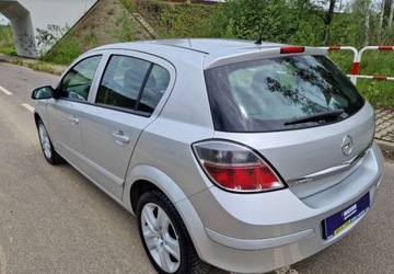 Opel Astra H Hatchback 5d 1.4 TWINPORT ecoFLEX 90KM 2009 Opel Astra 1,41-Wlasciciel5DrzwiKlima 1.4 Benzyna 90KM, zdjęcie 5