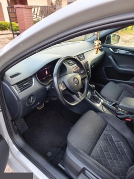 Skoda Octavia III RS Kombi Facelifting 2.0 TDI 184KM 2019 Skoda Octavia 2.0 TDI RS DSG 184KM 2019r bezwypadkowe, zdjęcie 10