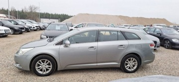 Toyota Avensis III Wagon 2.0 D-4D 126KM 2011 Toyota Avensis Mały Przebieg Climatronic, zdjęcie 3