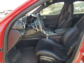 Alfa Romeo Giulia II 2022 Alfa Romeo Giulia Quadrifoglio 2022 2.9l 2.9 Benzyna 505KM, zdjęcie 7