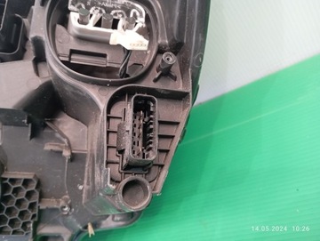 ФОНАРЬ ПЕРЕДНИЙ ПРАВЫЙ PEUGEOT 208 II 2008 19- 9823193480