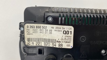 DISPLEJ MERCEDES S W221 2218205489