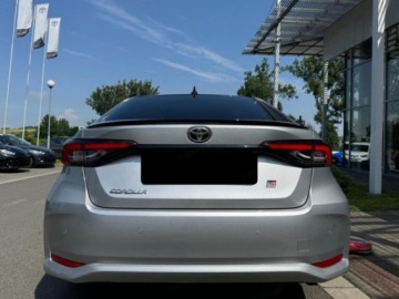 Toyota Corolla XII Sedan Facelifting 1.8 Hybrid 140KM 2025 Od ręki - GR Sport 1.8 Hybrid 140KM | Podgrzewane fotele!, zdjęcie 3