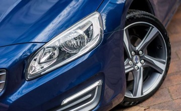 Volvo V60 I Kombi Facelifting 2.0 D4 DRIVE-E 181KM 2015 Volvo V60 Volvo V60 D4 Ocean Race 2.0 Diesel 181KM, zdjęcie 7