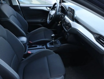 Ford Focus III Hatchback 5d facelifting 1.5 TDCi 120KM 2018 Ford Focus 1.5 TDCi, Navi, Klima, Tempomat, zdjęcie 8