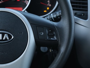 Kia Venga Mikrovan 1.4 DOHC CVVT 90KM 2010 Kia Venga 1.4 CVVT, Salon Polska, Klima, zdjęcie 16