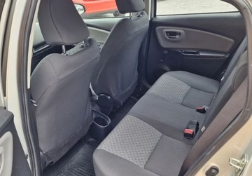 Toyota Yaris III Hatchback 5d Facelifting 1.0 VVT-i 69KM 2015 Toyota Yaris Benzyna Klima Kamera 5 Drzwi Elek..., zdjęcie 8